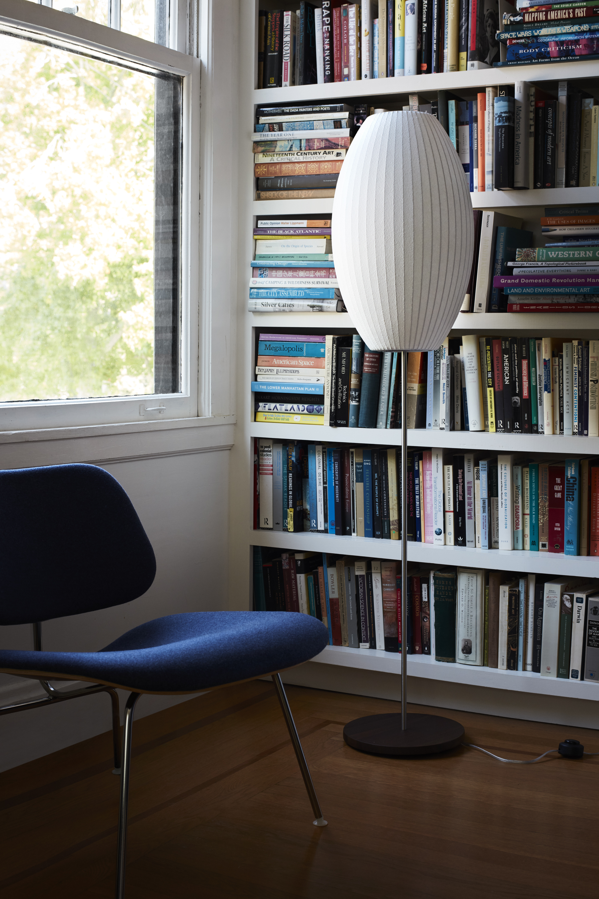 开云（中国） - 灯饰|落地灯|办公家具|设计师家具|纳尔逊雪茄形莲花落地灯